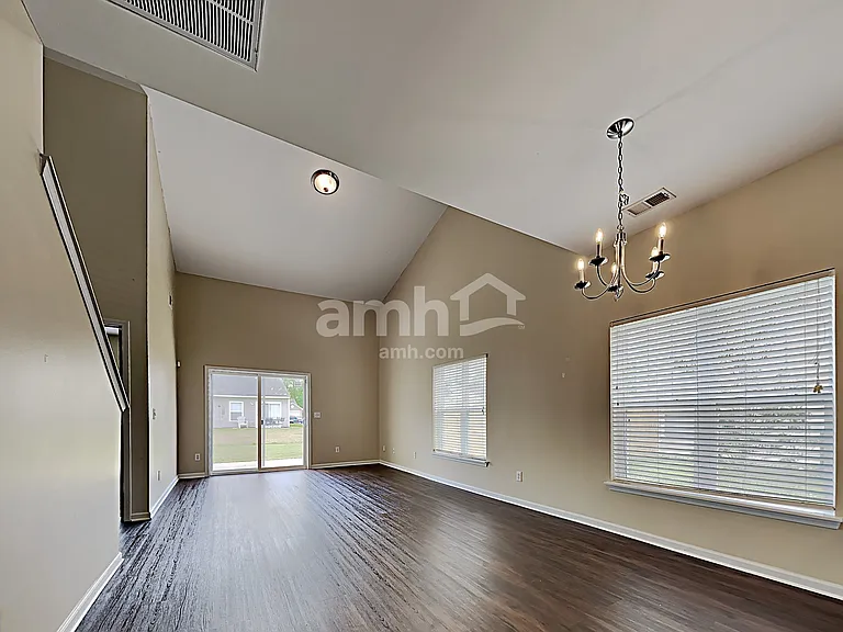 263 Island Green Rd — Photo 6
