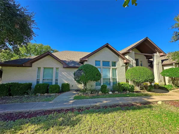 10015 Crestridge Dr, Whitney, TX 76692