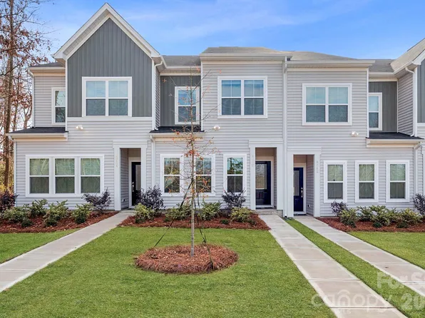 4750 Lakeview Rd N #18, Charlotte, NC 28216