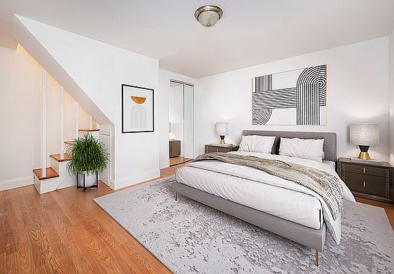 4th image of 216 E 28th St #3DD