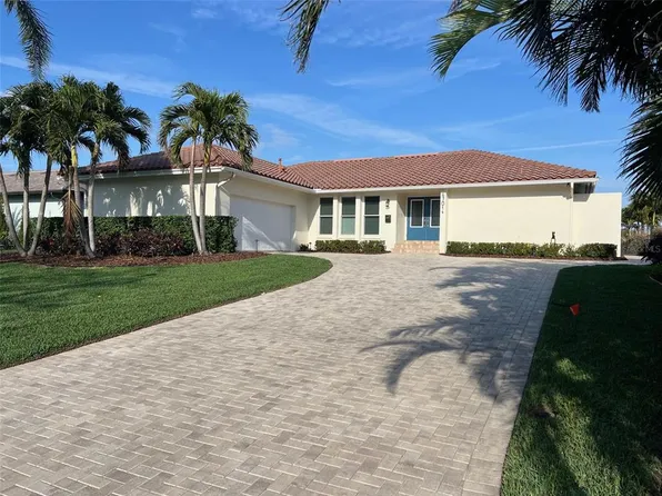 4701 Lansing St NE, Saint Petersburg, FL 33703
