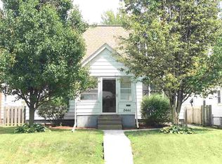 2440 32nd St, Moline, IL 61265