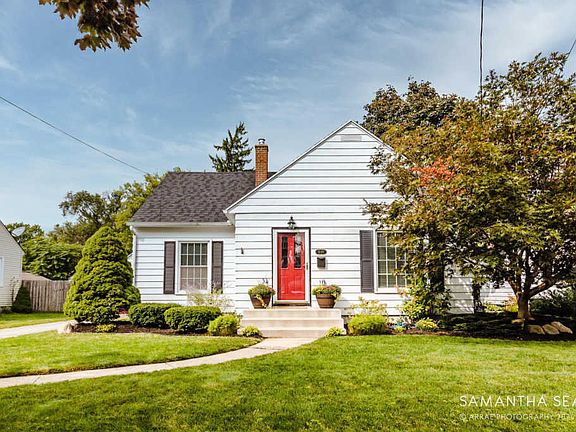 2nd image of 849 Mayhew Wood Dr SE