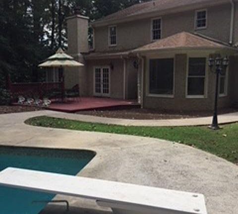 4th image of 4101 Thunderbird Dr