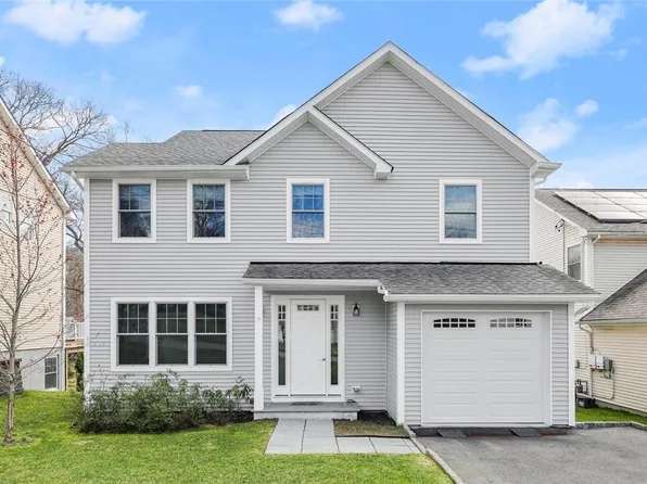 7 Woodale Place, White Plains, NY 10604