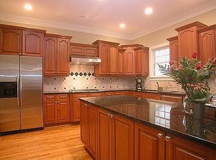 2022 Oak Grove Rd, Atlanta, GA 30345