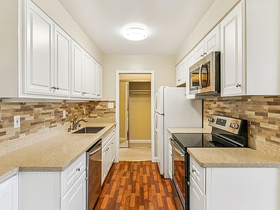 2nd image of 1515 Arc Way APT 308