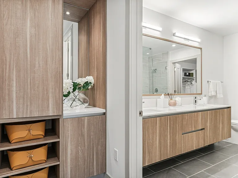 Maple Terrace Residences Bathroom