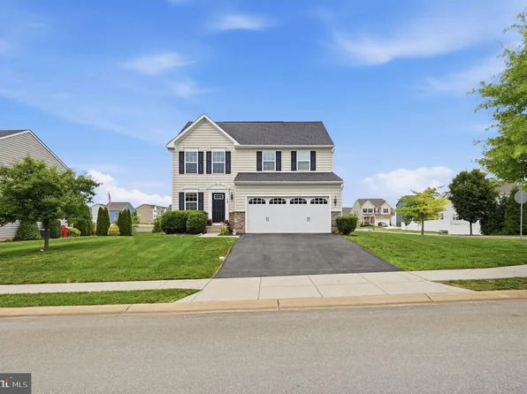 229 Mountain Laurel Blvd, Ranson, WV 25438