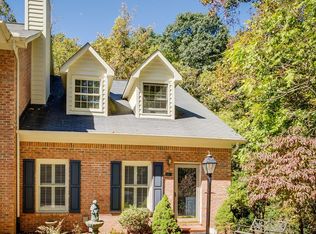 505 Ashley Oaks Private Dr, Kingsport, TN 37663