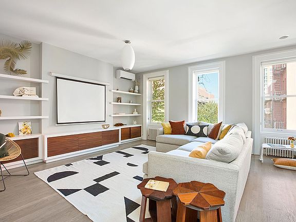 5th image of 389 Classon Ave