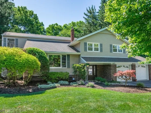 18 Teak Rd, Wayne Twp., NJ 07470