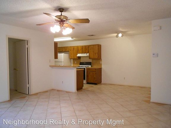 4th image of 4405-B Pamona Dr