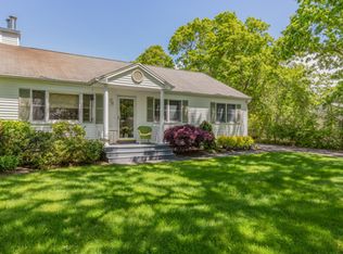 27 Tulip Ave, Hampton Bays, NY 11946