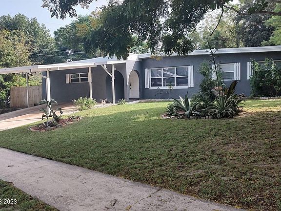 4th image of 2715 Donna Dr
