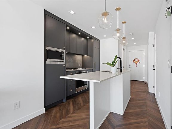 3rd image of 8505 N Broadcast Ave SW #707