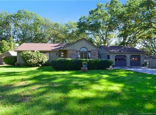 20 Clear View Dr, Brooklyn, CT 06234