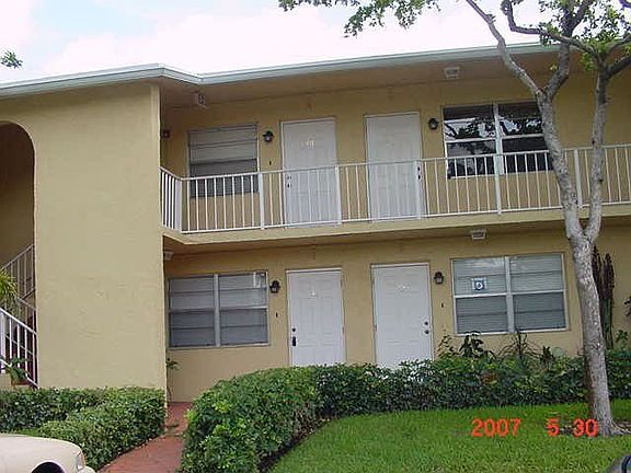 Front Exterior - Condominium