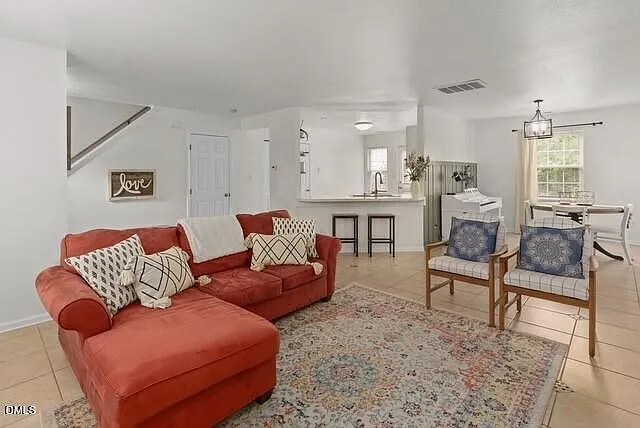 9 Tarrywood Ct — Photo 3