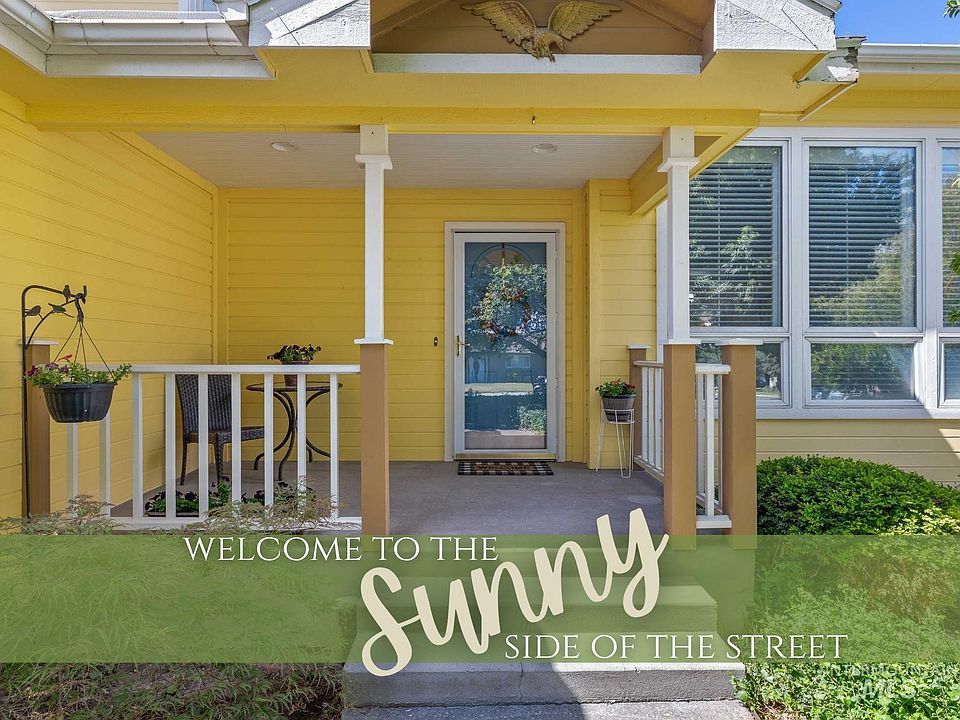 1st image of 2055 Hillcrest Dr