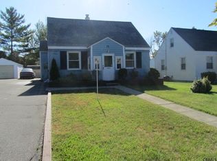 78 Ramsey Pl, Albany, NY 12208