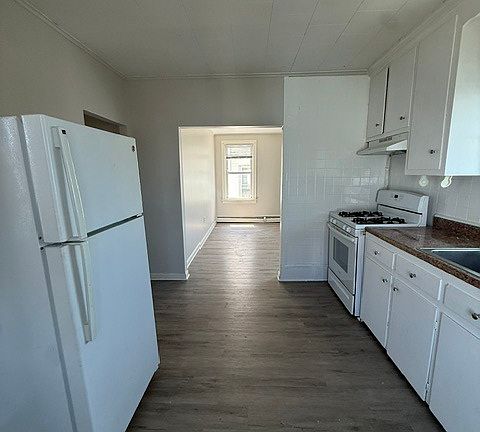 2nd image of 3 Edgemond St