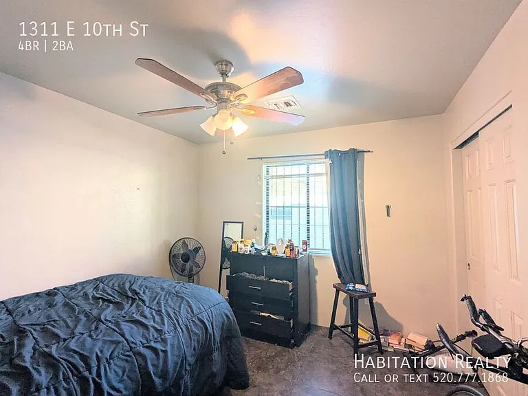 1311 E 10th St — Photo 8