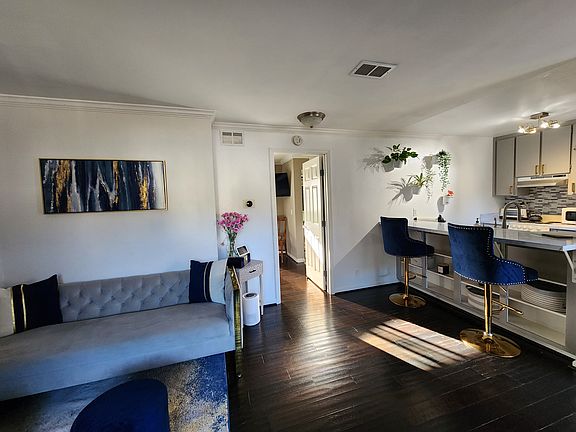 4th image of 29628 Desert Oak Ct APT 33