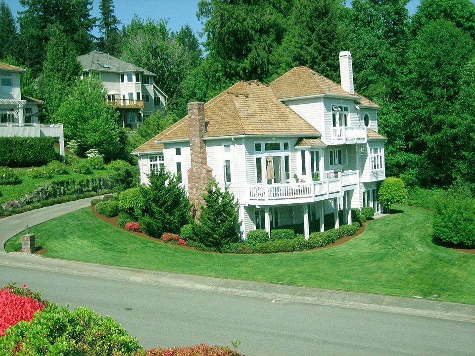 2nd image of 4122 Peregrine Point Way SE
