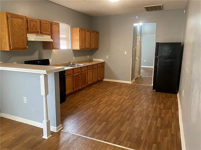 2 bed, 2.0 bath, 750 sqft, $1,400 — Photo 4