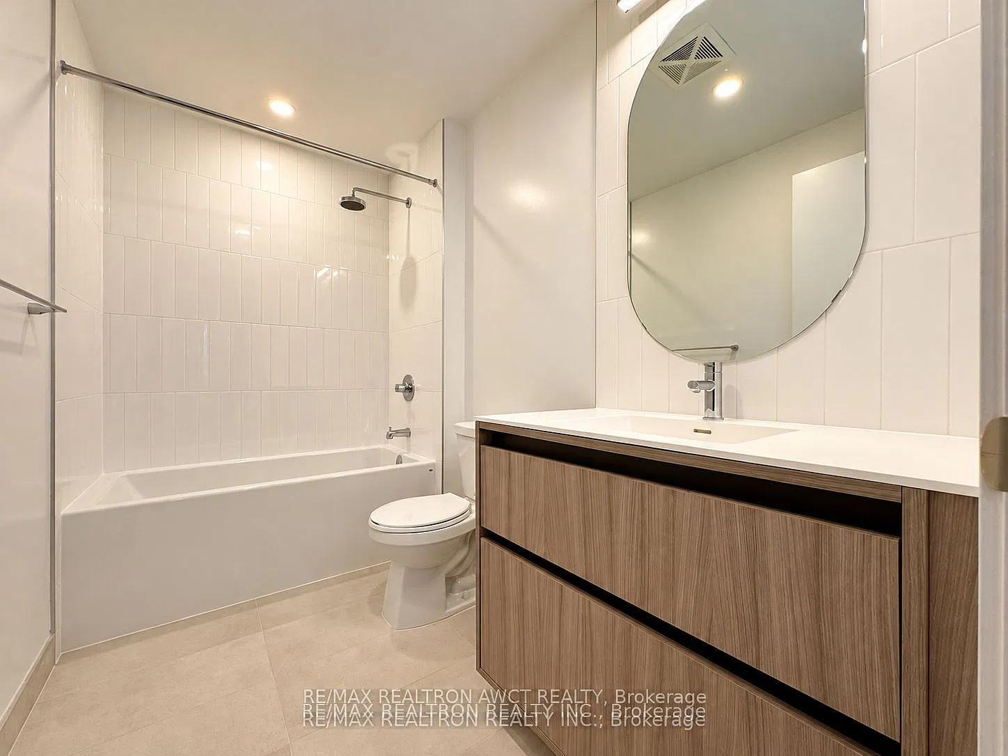 2 bed, $2,349 — Photo 4