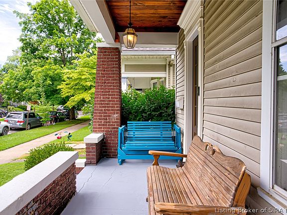 5th image of 1601 Shelby Place