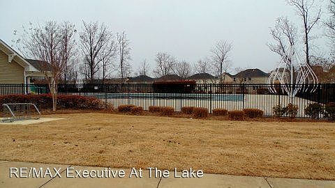 2nd image of 121D Walnut Cove Dr #D