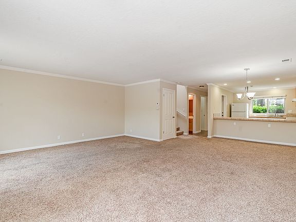 2nd image of 3512 Savana Ln