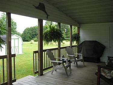 3rd image of 120 Highland Dr