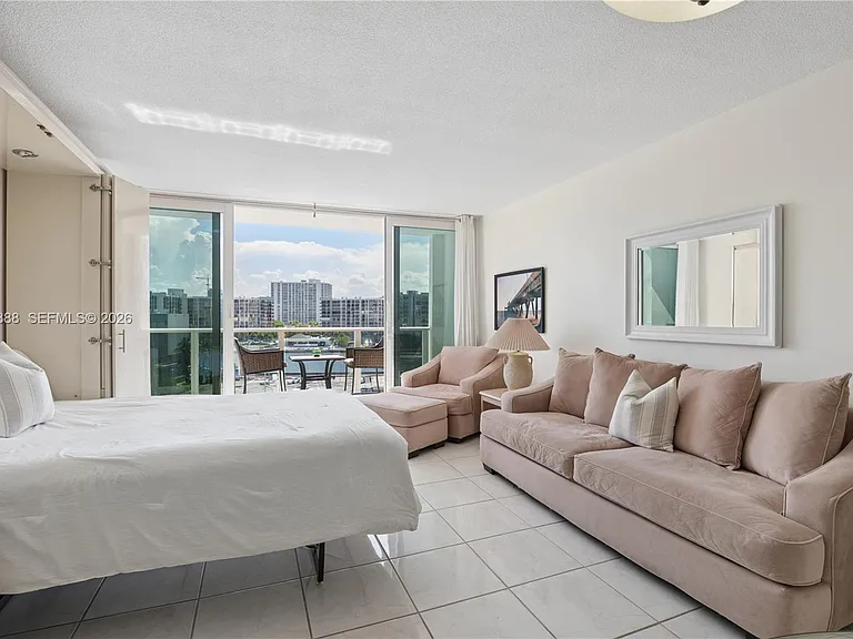 3505 S Ocean Dr #604 — Photo 11