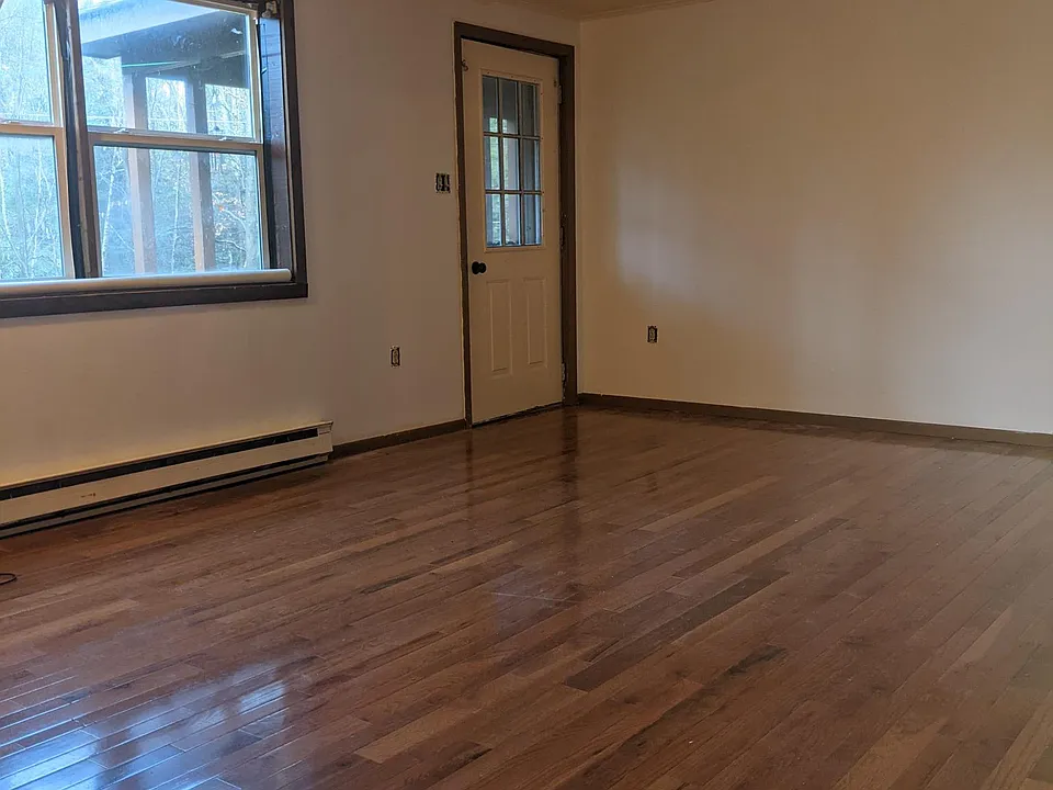 135 Oak Manor Dr #2