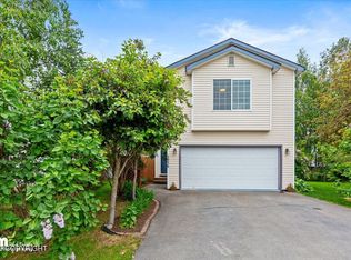 2936 Red Currant Cir, Anchorage, AK 99519
