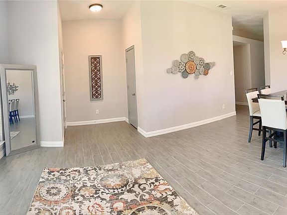 5th image of 101 Cottonwood Ln