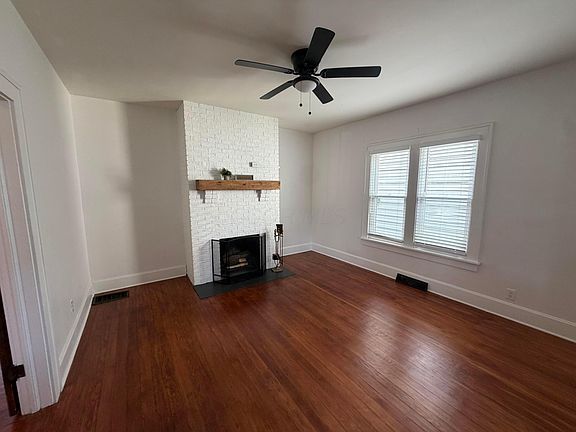 5th image of 1245 E Chestnut St