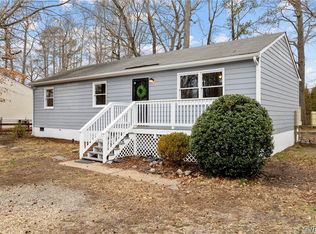 13913 Hackberry Rd, Chester, VA 23836