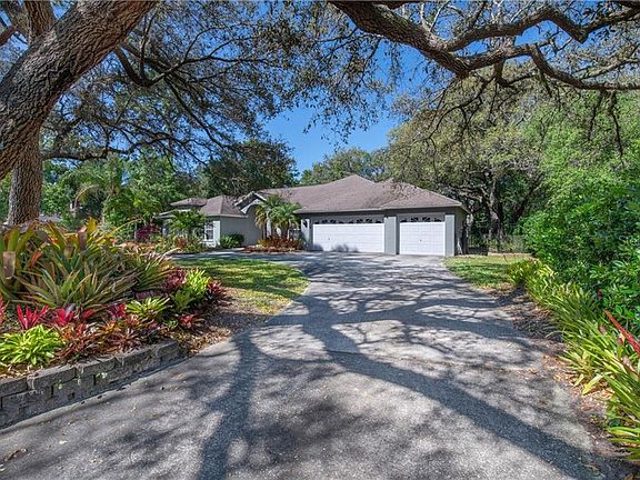 3rd image of 2150 Centerview Ct N
