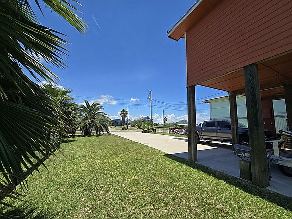 5th image of 95 Channelview Rd