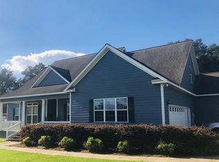 272 Carrington Cir, Thomasville, GA 31757