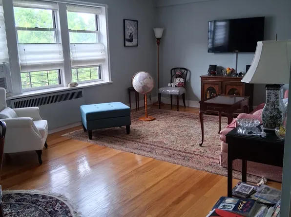 5450 Netherland Avenue image 1 of 13