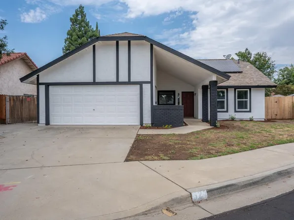 924 Jasmine Ave, Clovis, CA 93611