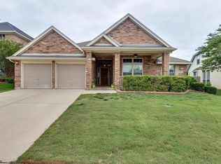 2311 Bear Run Rd, Arlington, TX 76001