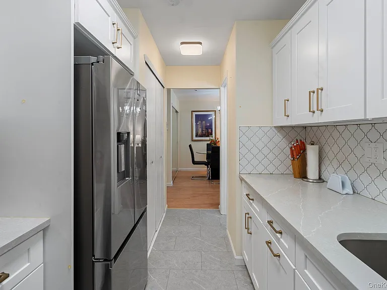 54 School St #121 — Photo 3