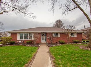 230 W State St, Pendleton, IN 46064