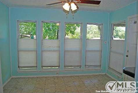 4th image of 523 Wayside Dr
